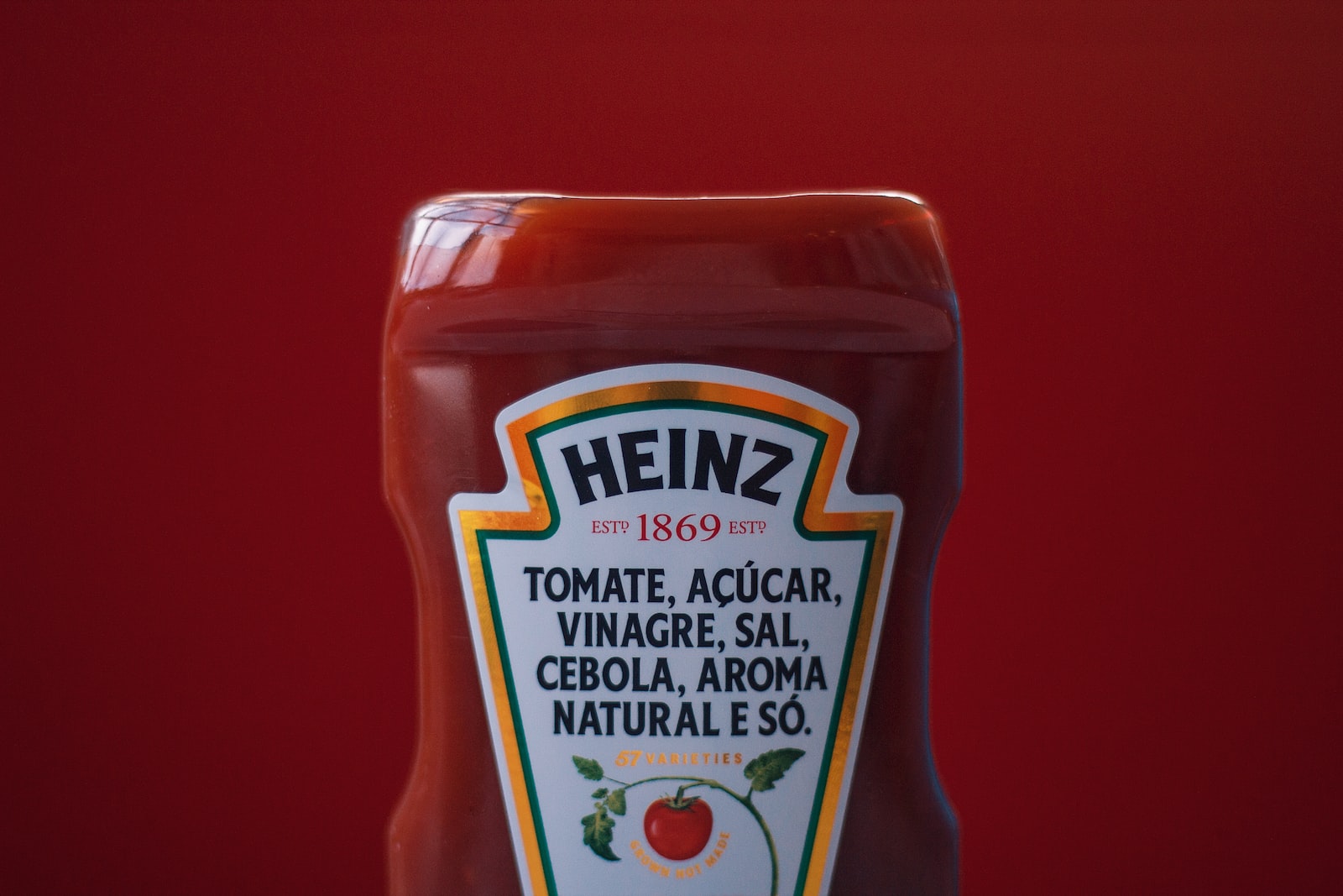 1869 Heinz tomato ketchup bottle close-up photography